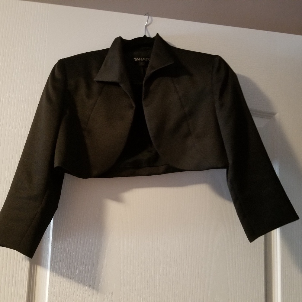 Crop formal jacket size 4